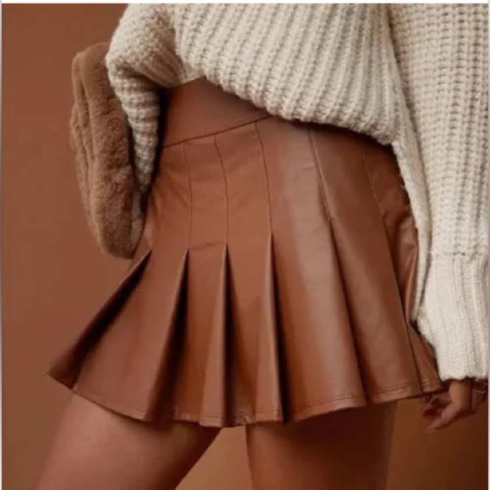 Brown Faux Leather Pleated Skort